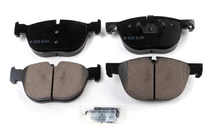 BMW Disc Brake Pad Set - Front (Ceramic) (EURO) 34116877653 - Akebono Euro Ultra-Premium EUR1294